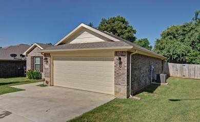 257 Walnut Bend Rd, Springtown, TX 76082 - photo 3