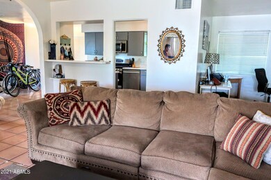 El Camino Great room open to kitchen