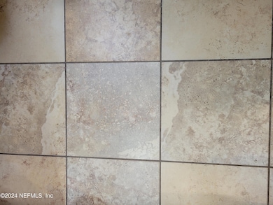 8812 Townsquare Ct, Jacksonville, FL 32216 - photo 7