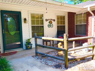 174 Robinson Rd, Lufkin, TX 75904 - photo 4