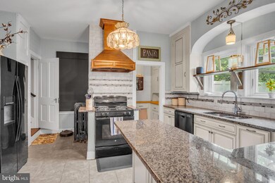 125 E Main St, Waynesboro, PA 17268 - photo 4