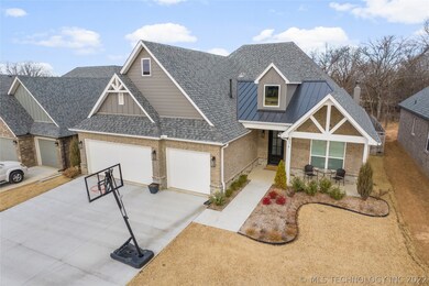 4 beds, 4.5 baths