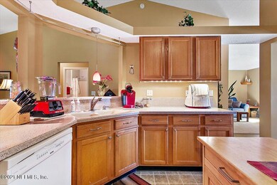 8088 Beatle Blvd, Jacksonville, FL 32244 - photo 7