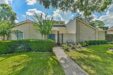 7111 Winding Walk Dr, Houston, TX 77095 - photo 4