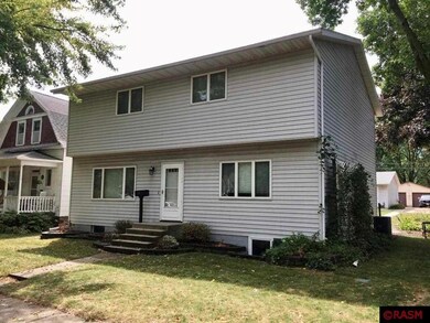 1015 N Broadway St, New Ulm, MN 56073 - photo 4