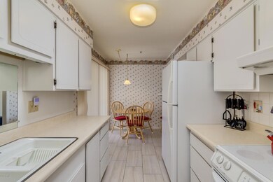 17679 N Del Webb Blvd, Sun City, AZ 85373 - photo 5