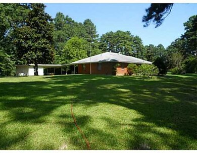 240 Leonard Dr, Pineville, LA 71360 - photo 6