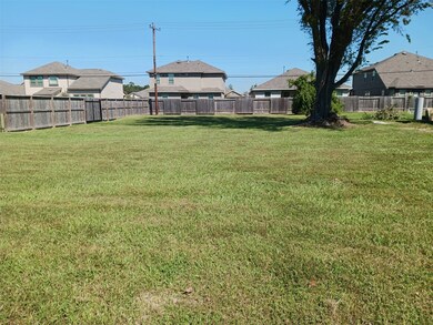 7641 Ferol Rd, Houston, TX 77016 - photo 4