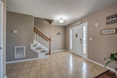 1017 Ayrshire Ln, Dallas, NC 28034 - photo 6