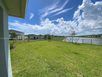 11060 NW Middle Stream Dr, Port Saint Lucie, FL 34987 - photo 3