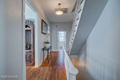 315S3rdStreet-19