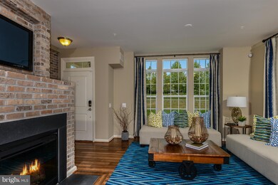 43599 Helmsdale Terrace, Chantilly, VA 20152 - photo 3