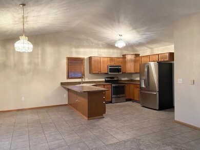 103 E 6th Street Ct, Cimarron, KS 67835 - photo 4