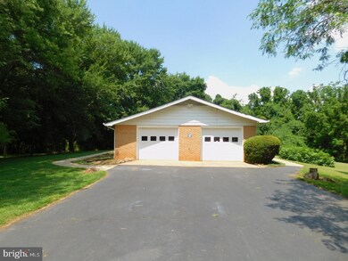 6750 Chestnut Oak Ln, Warrenton, VA 20187 - photo 3
