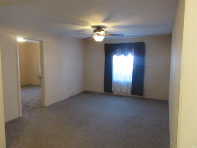 815 W Main St, Portland, IN 47371 - photo 2