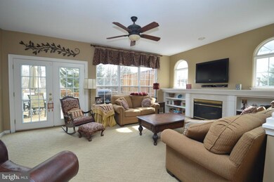 12226 Scones Hill Ct, Bristow, VA 20136 - photo 3