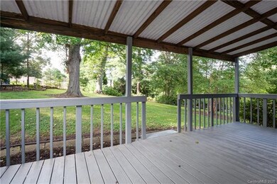 4 Lancelot Ln, Asheville, NC 28806 - photo 2