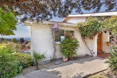 711 Alder St, Edmonds, WA 98020 - photo 2