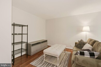 The Newport unit 513, Washington, DC 20036 - photo 5