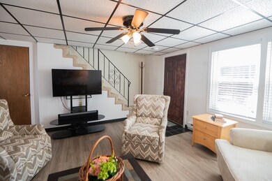 35 Canal St unit G, Lynn, MA 01905 - photo 6