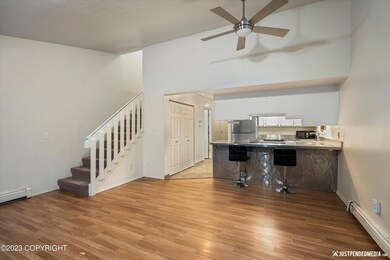 Living & Kitchen