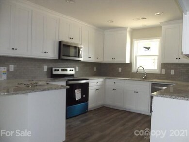 Kitchen w/Stainless Steel Appliances
