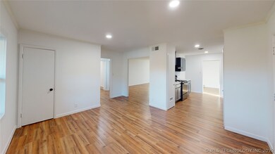 904 Davis St NW, Ardmore, OK 73401 - photo 5