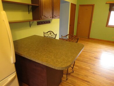 1613 W Burbank Ave, Janesville, WI 53546 - photo 7