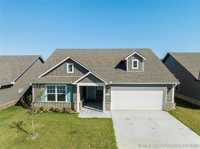 2008 E Van Buren St, Broken Arrow, OK 74011 - photo 3