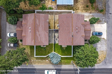 Fenced Yard Per Unit