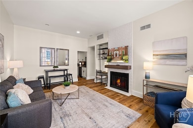 105 W Oglethorpe Ave unit 203, Savannah, GA 31401 - photo 3