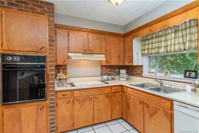 157 Mount Carmel Rd, Asheville, NC 28806 - photo 6