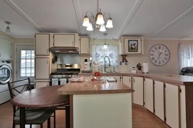 8R Arrow Dr, Salem, NH 03079 - photo 5