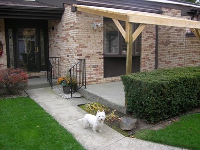 FENCED YARD