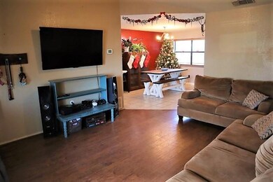 4041 Country Meadows Cir, Granbury, TX 76049 - photo 2