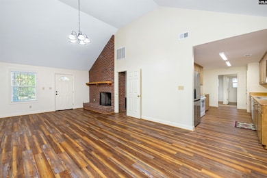 217 Jeffers Cir, Elgin, SC 29045 - photo 6