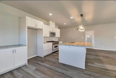 109 Anderson Dr, Hurst, TX 76053 - photo 6