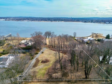 36 Pheasant Run, Kings Point, NY 11024 - photo 2