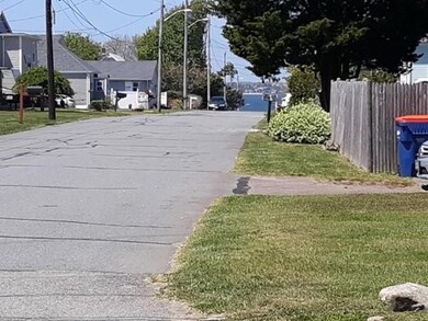 44 Calumet Rd, Fairhaven, MA 02719 - photo 5