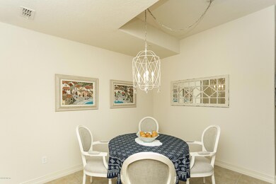 005_Dining Room