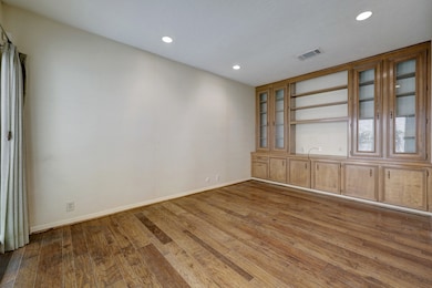 6 Hickory Shadows Dr, Houston, TX 77055 - photo 6