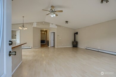 317 Varner Ave SE, Orting, WA 98360 - photo 4