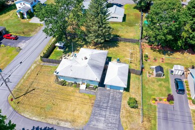 5 Matthew St, Lisbon, ME 04250 - photo 5