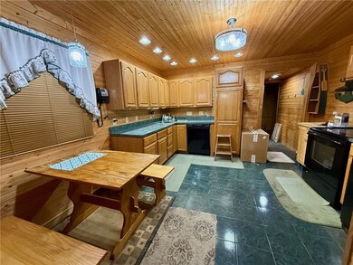 2720 Champaign Ave, Mattoon, IL 61938 - photo 4