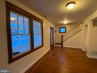 115 N Dundalk Ave, Dundalk, MD 21222 - photo 2