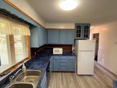 100 Bull Hill Rd, Sunderland, MA 01375 - photo 4