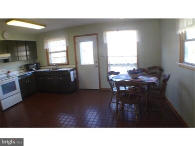 3413 Lehigh St, Whitehall, PA 18052 - photo 7