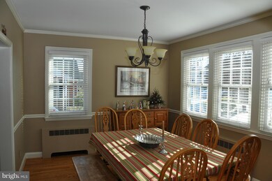 1256 Circle Dr, Halethorpe, MD 21227 - photo 7