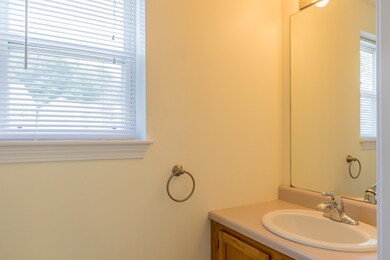 28 W Hill Dr, Westminster, MA 01473 - photo 7