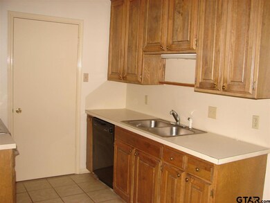 1703 Susan Dr, Tyler, TX 75703 - photo 7